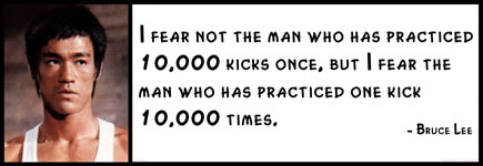 bruce lee 10000 tendangan kick kata mutiara bruce lee