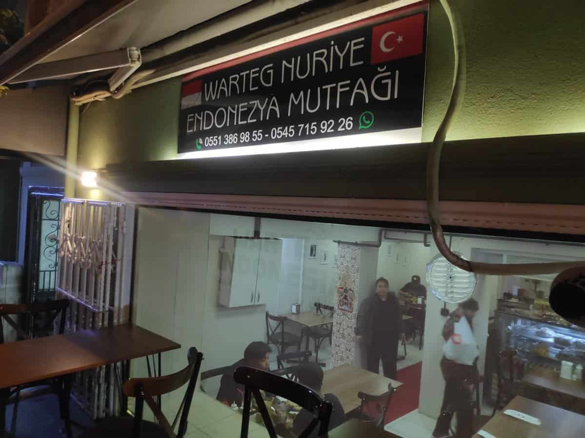 Warteg Nuriye, Makanan Di Turki Enak Asli Indonesia